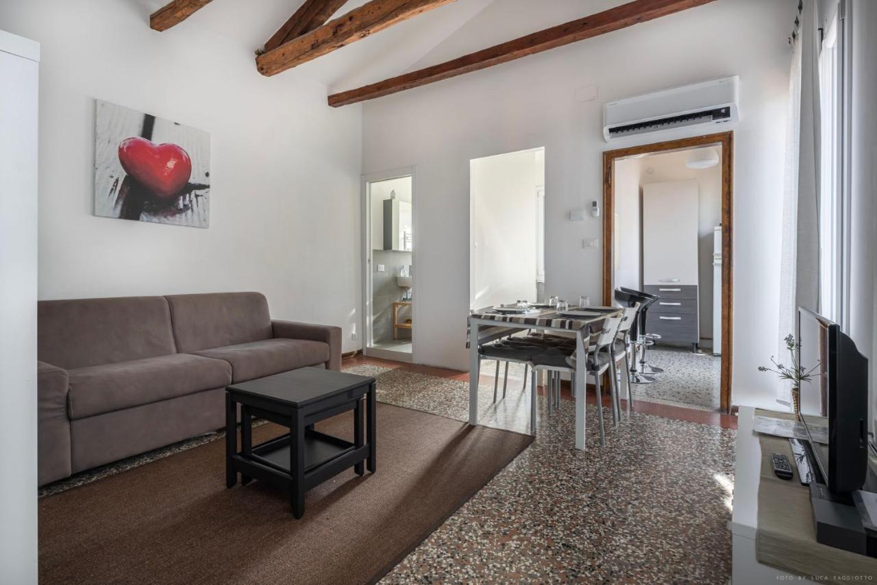 Apartment Ca' Giorgia Venice Apartment With Balcony